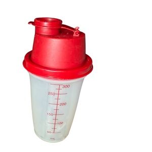 Tupperware Vintage Mini Quick Shake Mixer Blender Shaker